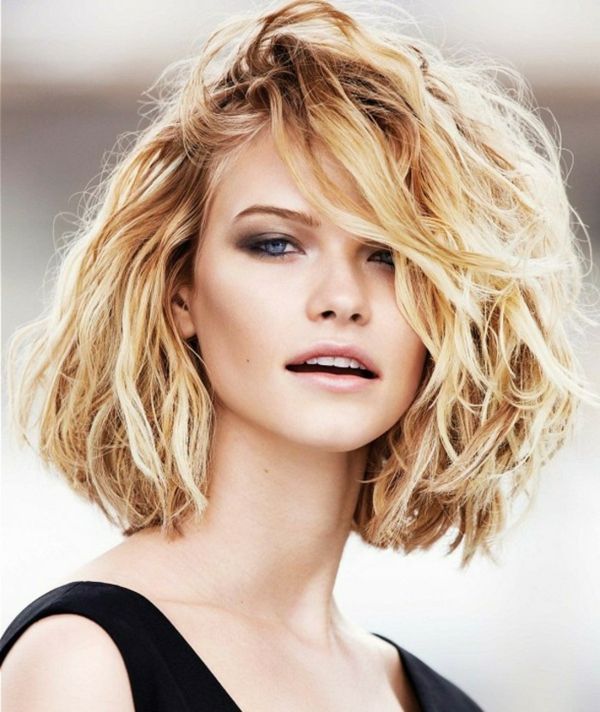 Carré wavy sur cheveux fins, ondulations naturelles pour volume léger