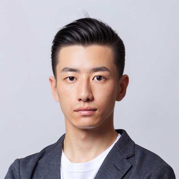 PhotoDirector AIヘアスタイル スリックバック 完成画像2