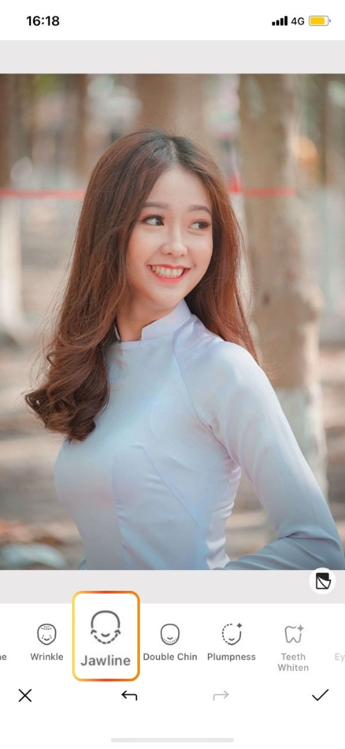 How to Get a Defined Jawline with the Best Jawline Filter App