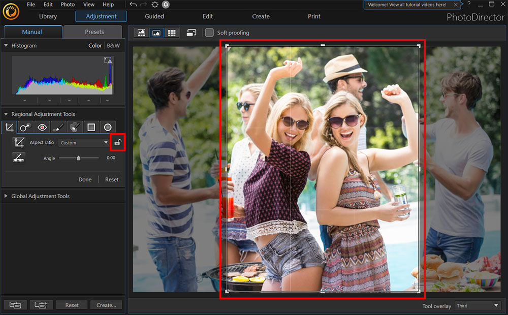 PhotoDirector Interface - Crop Image